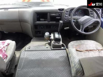 Mitsubishi FUSO ROSA