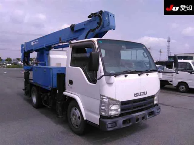 Isuzu Elf  с аукциона в Японии
