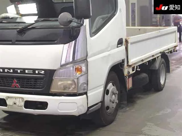 Mitsubishi Fuso Canter  с аукциона в Японии