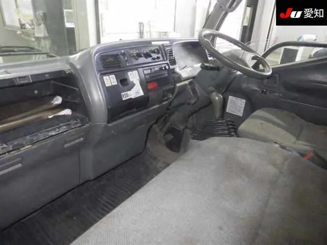 Mitsubishi Fuso Canter  с аукциона в Японии