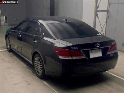 Toyota CROWN MAJESTA