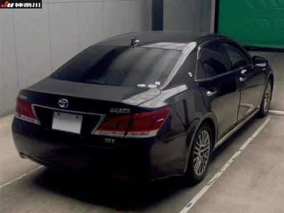 Toyota CROWN MAJESTA