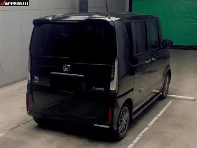 Honda N BOX CUSTOM