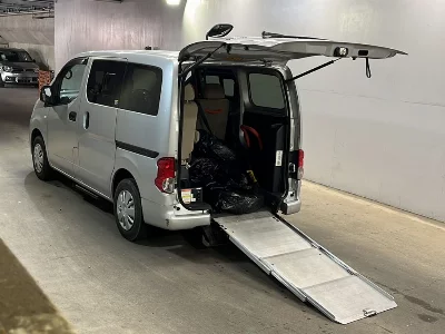 Nissan NV200 VANETTE VAN