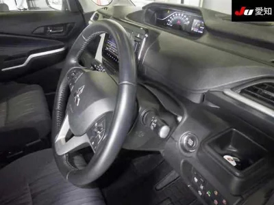 Mitsubishi Delica D:2