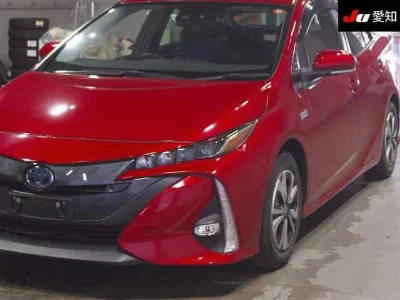 Toyota Prius PHV