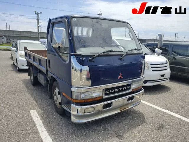 Mitsubishi Fuso Canter  с аукциона в Японии