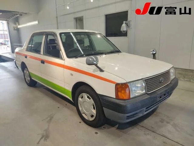 Toyota Comfort  с аукциона в Японии