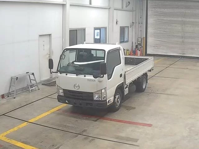 Mazda Titan  с аукциона в Японии