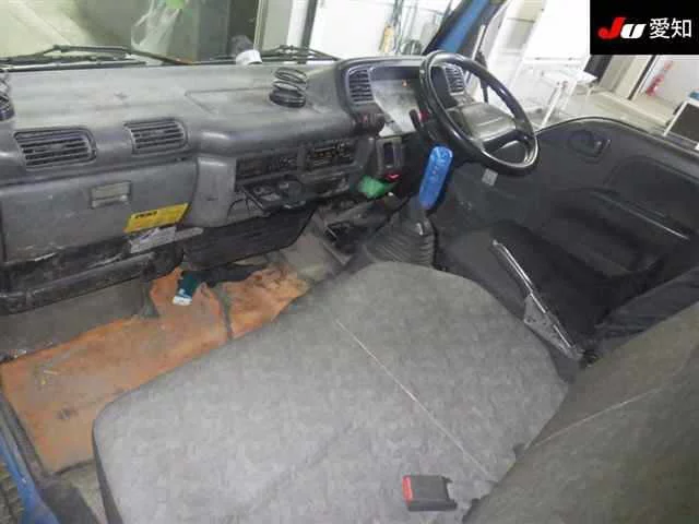 Isuzu Elf  с аукциона в Японии