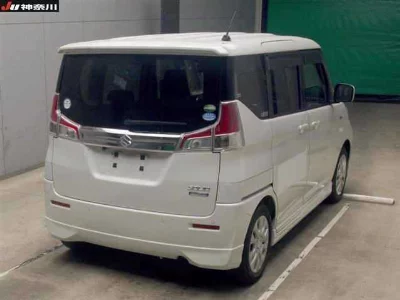 Suzuki Solio