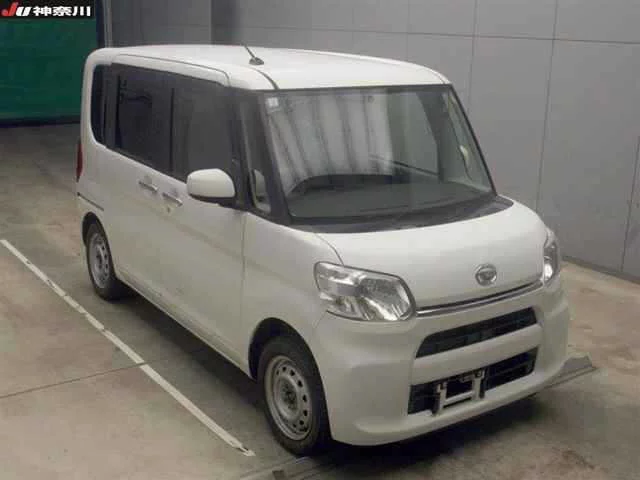 Daihatsu Tanto  с аукциона в Японии