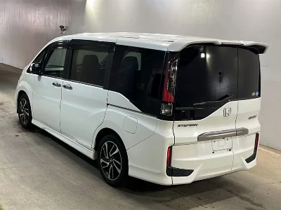 Honda STEPWGN SPADA