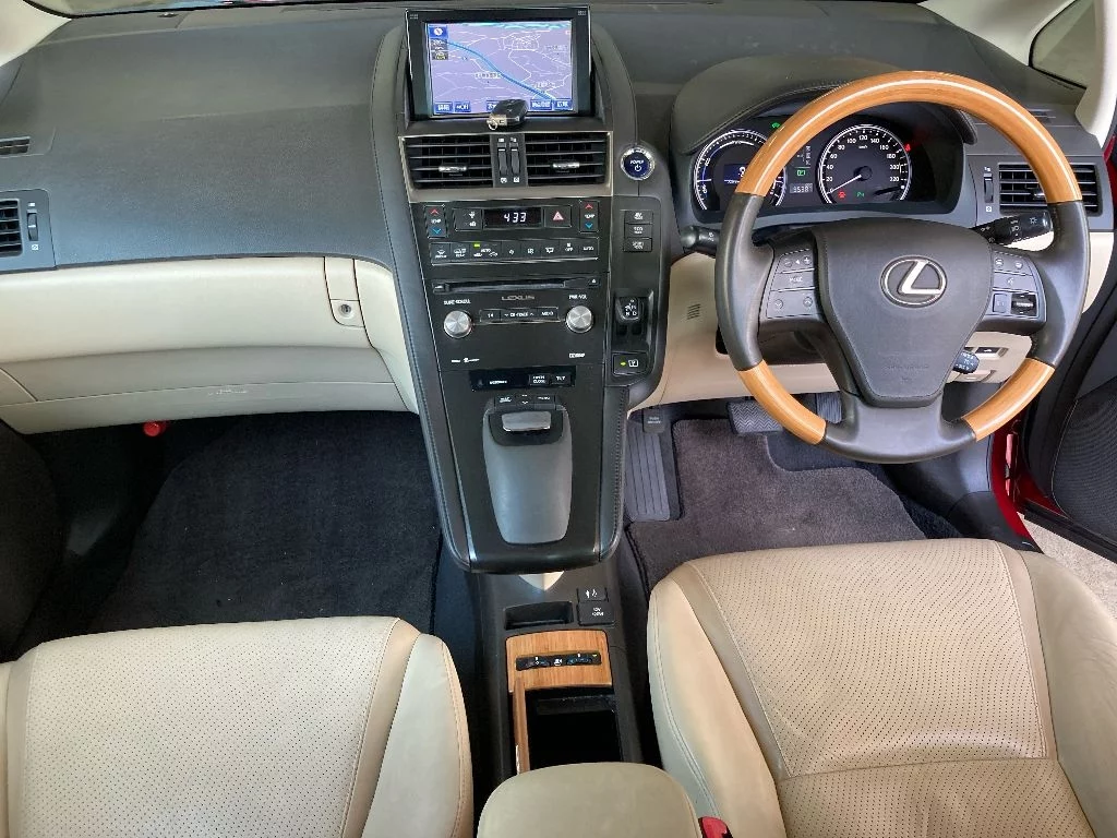 Lexus HS250h  с аукциона в Японии
