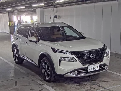 Nissan X-TRAIL