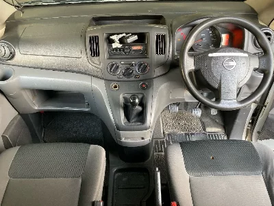 Nissan NV200 VANETTE VAN