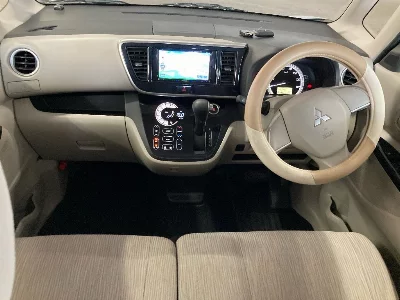 Mitsubishi eK X Space