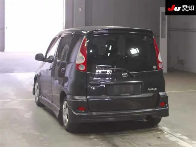 Toyota Funcargo  с аукциона в Японии