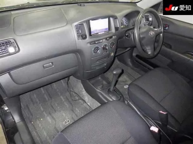 Toyota Succeed  с аукциона в Японии