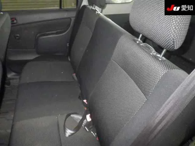 Toyota Succeed  с аукциона в Японии