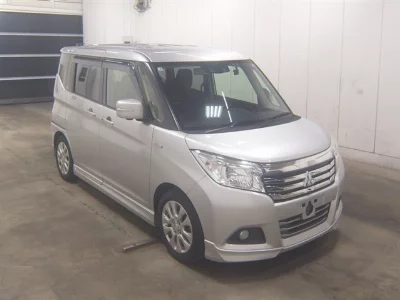 Mitsubishi Delica D:2