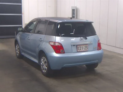 Toyota Ist