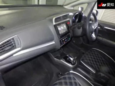 Honda FIT HYBRID