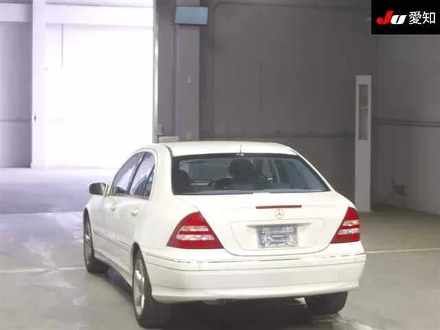 Mercedes-Benz C-Class  с аукциона в Японии