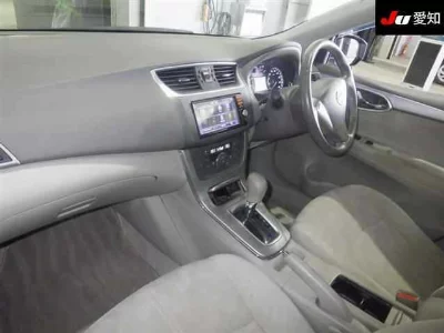 Nissan BLUEBIRD SYLPHY