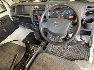 Nissan NT100 Clipper