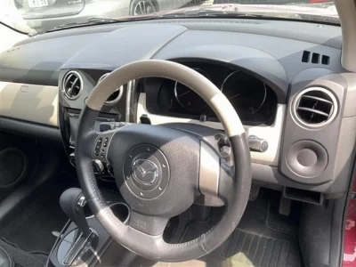 Mazda Verisa