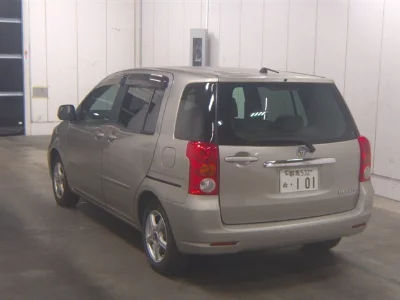 Toyota Raum