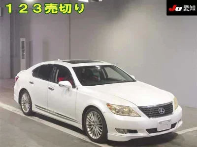 Lexus LS460L