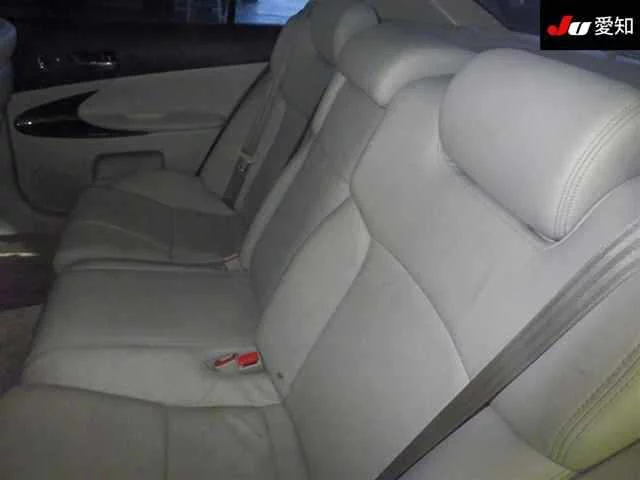 Lexus GS  с аукциона в Японии