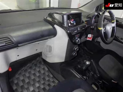 Toyota iQ