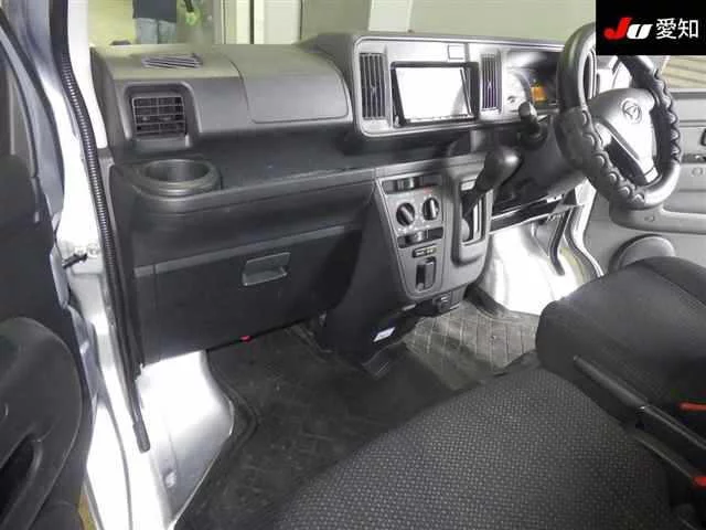 DAIHATSU HIJET VAN, лот №2647