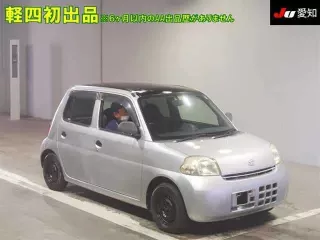 Daihatsu Esse