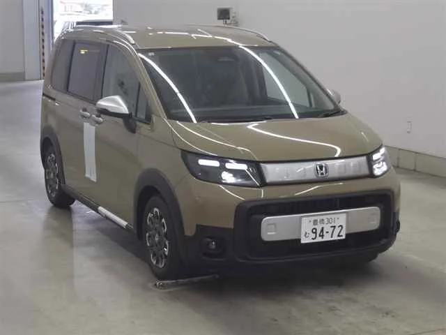 Honda Freed  с аукциона в Японии