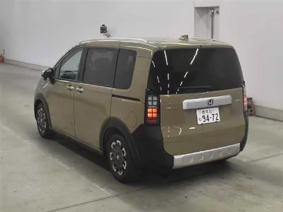 HONDA FREED HYBRID