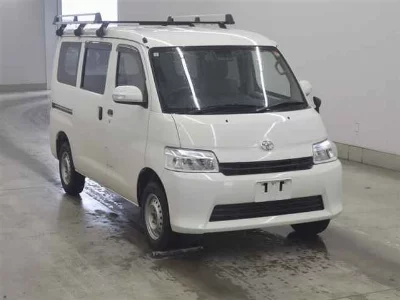 TOYOTA TOWN ACE VAN