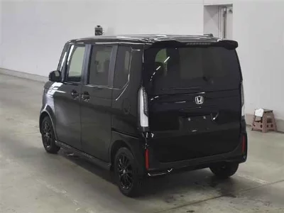 Honda N BOX CUSTOM