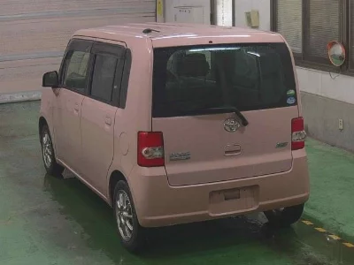 Toyota Pixis Space