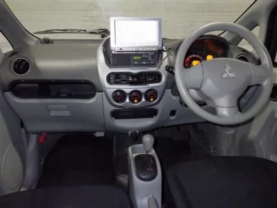MITSUBISHI I