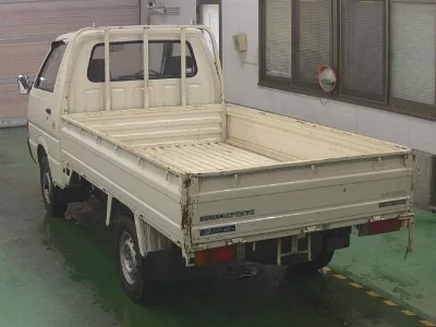 NISSAN VANETTE TRUCK