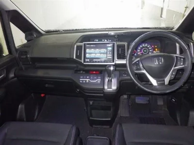HONDA STEPWGN SPADA