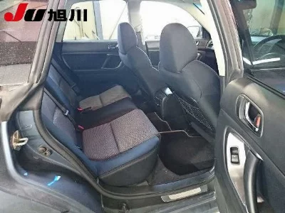 SUBARU LEGACY B4