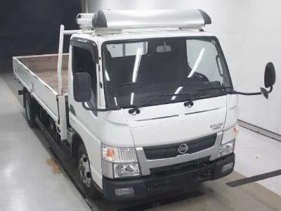 Nissan NT450 ATLAS