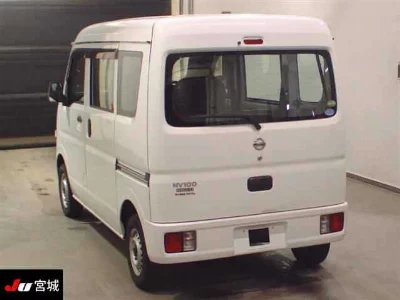 NISSAN NV100 CLIPPER