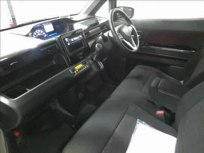 SUZUKI WAGON R STINGRAY