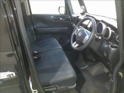 HONDA N BOX CUSTOM